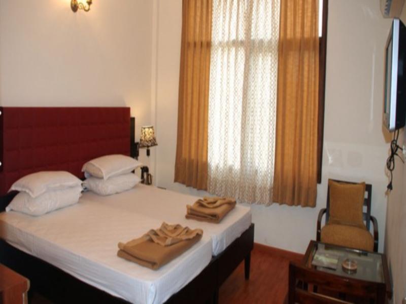 Hotel Surya Beach Inn Puri Luaran gambar